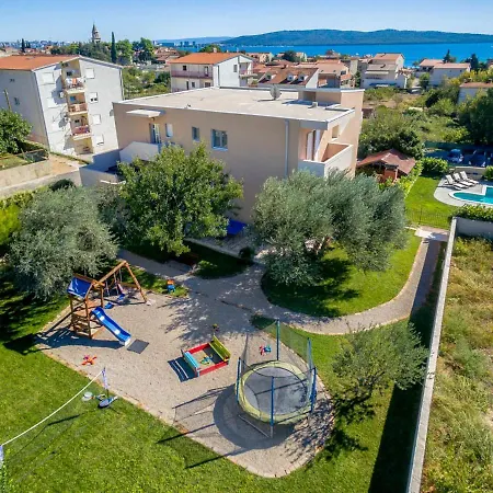 Kastel Gomilica Sleeps 14 With Pool Air Con And Wifi Villa *