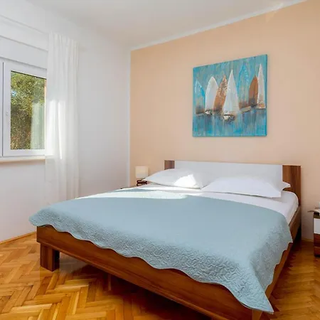 Kastel Gomilica Sleeps 14 With Pool Air Con And Wifi Kaštela