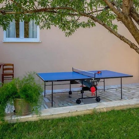 Kastel Gomilica Sleeps 14 With Pool Air Con And Wifi Kaštela