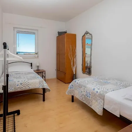 Kastel Gomilica Sleeps 14 With Pool Air Con And Wifi *